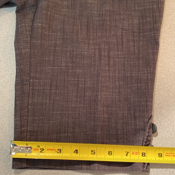 Chaco - Bermuda dress shorts. Size 5 - Picture 9 of 10